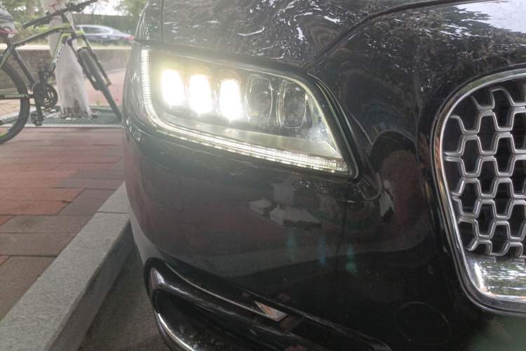 Used Lincoln Continental 2017 2.0T Two-Wheel Drive Prestige Edition