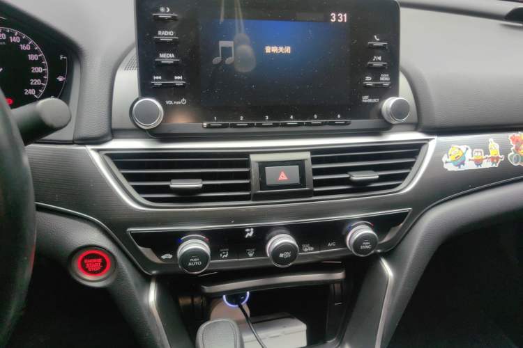 Used Honda Accord 2018 260TURBO Elite Edition China VI Audio And AC Panel