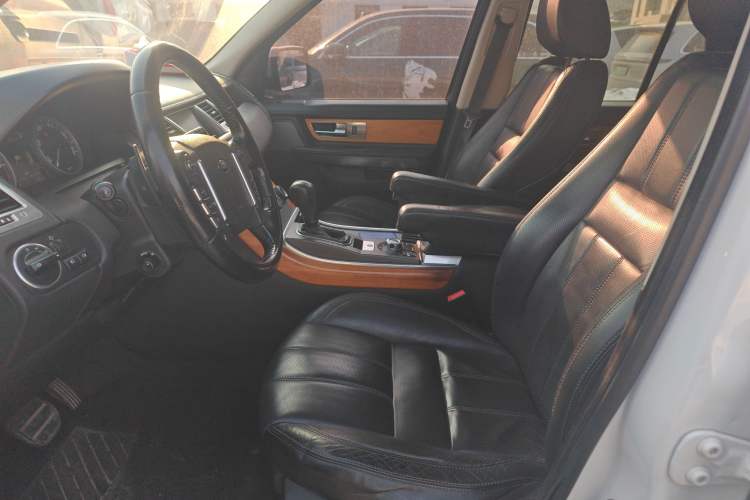 Used Land Rover Range Sport 2010 3.0 TDV6 HSE Diesel Edition
