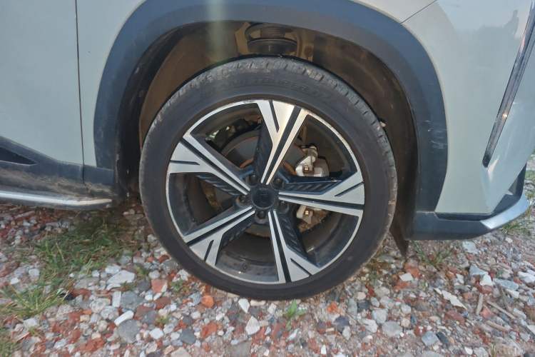 Used Geely Auto Emgrand X7 Sport 2023 Boyue COOL 1.5TD ZhiZun Edition
