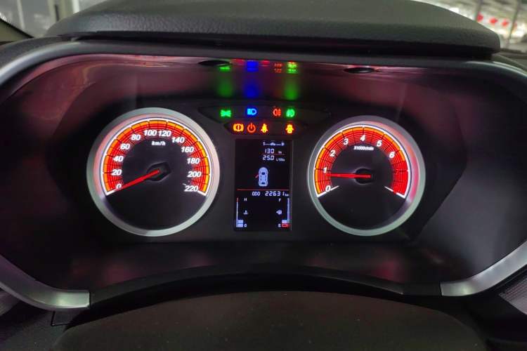 Used Soueast DX5 2019 1.5L Manual Luxury Version