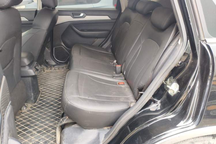 Used Haval H6 2019 Sport Edition 1.5T Automatic Two-Wheel Drive Elite Model China VI Left Rear Seat