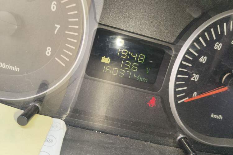 Used JAC Group Refine 2011 2.4L Colorful Journey Gasoline Standard Edition HFC4GA1-C
