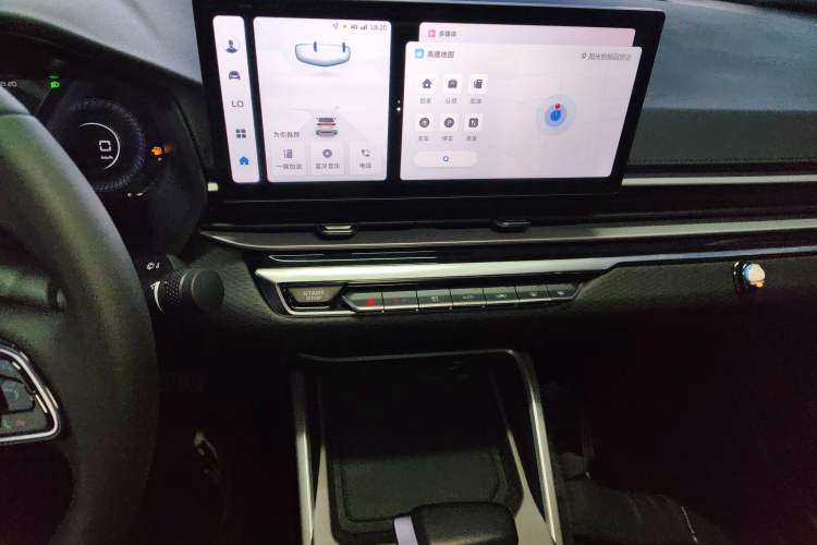 Used Geely Auto Emgrand 2023 4th Generation Champion Edition 1.5L CVT Luxury Model Audio And AC Panel