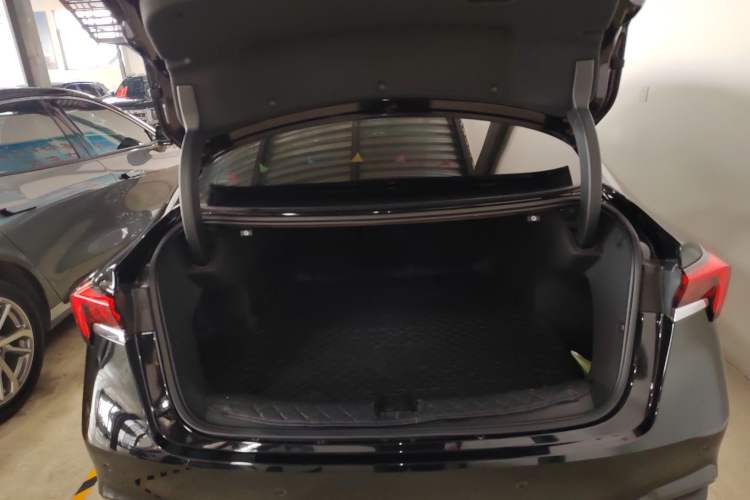 Used Buick LaCrosse 2023 28T Enjoyment Edition