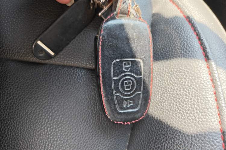 Used Haval H6 2015 Upgraded Model 1.5T Manual Two-Wheel Drive Elite Version