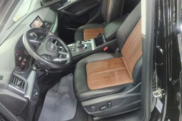 Used Audi Q5L 2020 Updated 40 TFSI Prestige Fashion Edition
