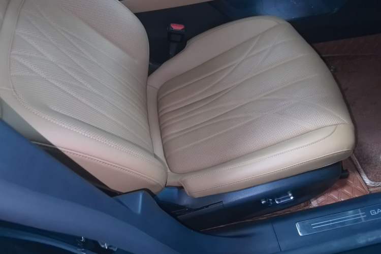 Used Geely Galaxy 8 2025 130km EM-P Starship Edition Right Front Seat