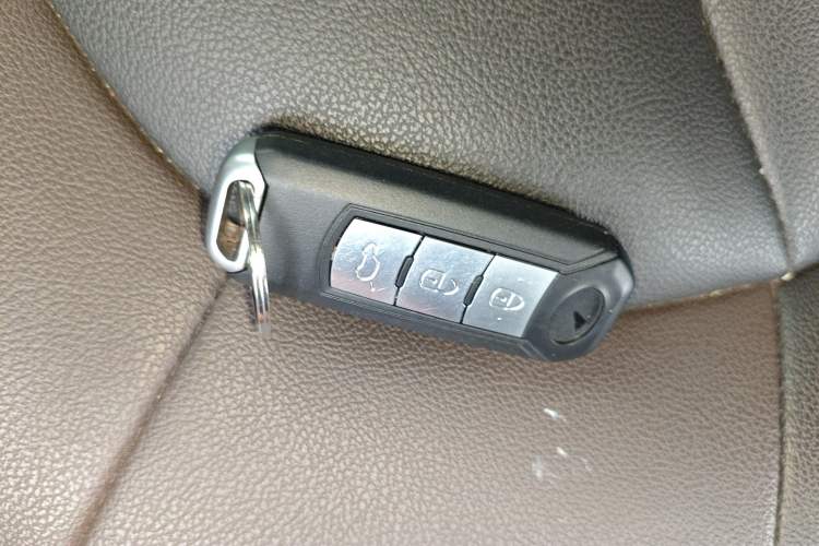 Used GAC Trumpchi GS4 2017 235T Automatic Two-Wheel Drive Elite Edition Vehicle Key