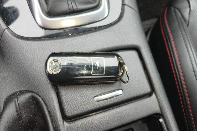 Used Mazda Atenza 2015 2.5L Blue Sky Sport Edition
