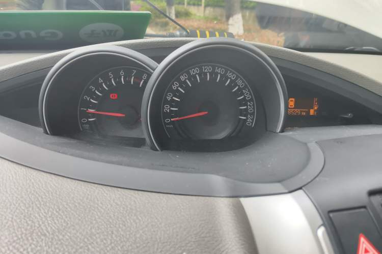 Used Toyota Verso 2014 Starlight 180G CVT Luxury Edition Instrument Cluster