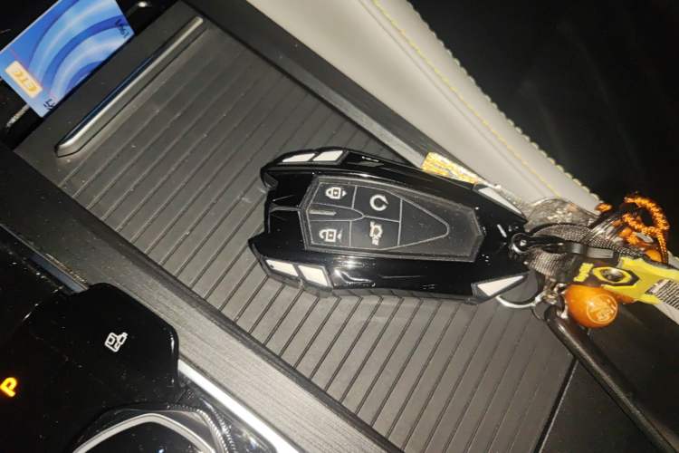 Used CHANGAN CS75 PLUS 2023 3rd Generation 1.5T Automatic Prestige Model
