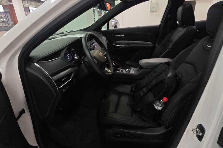 Used Cadillac XT4 2021 28T Two-Wheel Drive Luxury Version
