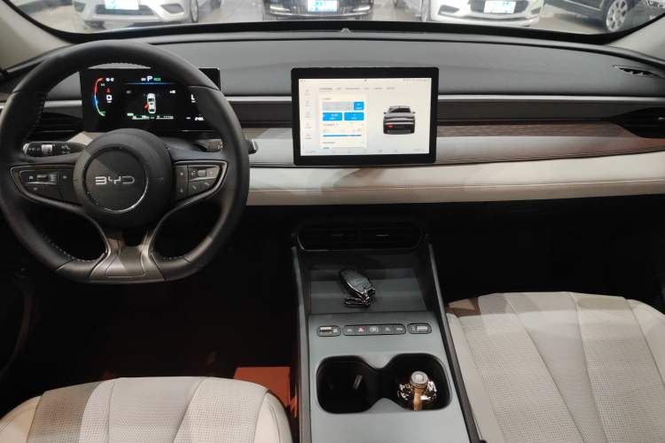 Used BYD Seal 05 DM-i 2026 DM-i 128KM Luxury Edition Gear Lever