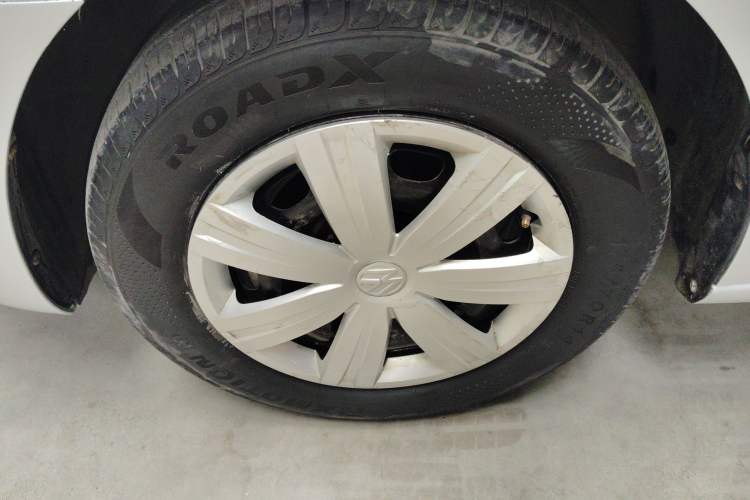 Used Volkswagen Jetta 2015 1.6L Manual Fashion Edition
