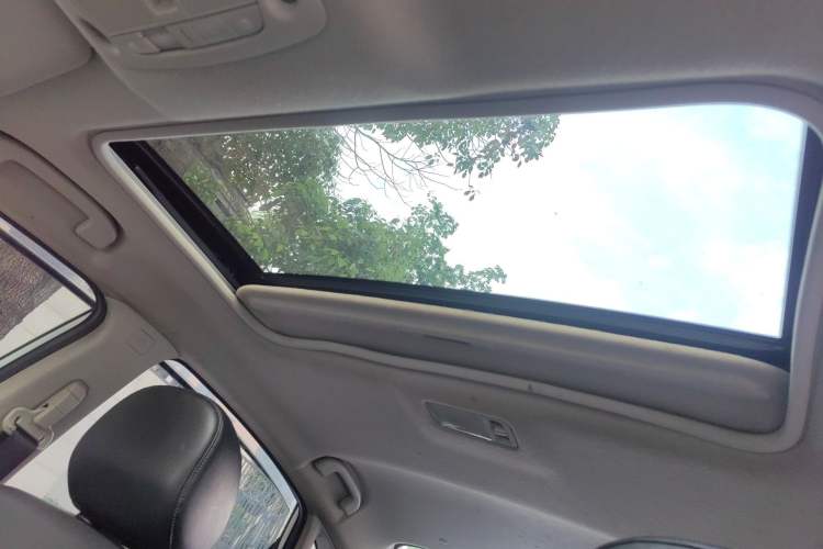 Used Nissan Sylphy 2016 Classic 1.6 XL Automatic Luxury Edition Headliner