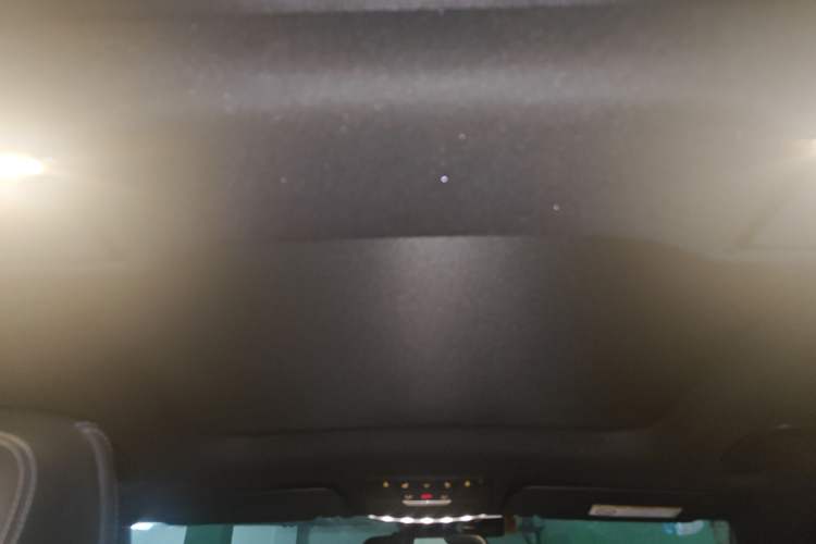 Used Mercedes-Benz GLC 2019 GLC 260 L 4MATIC Dynamic Model Headliner