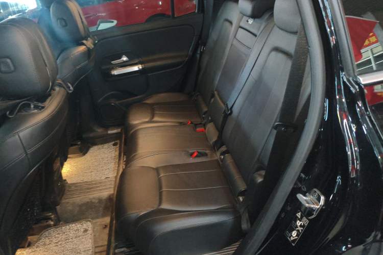 Used Mercedes-Benz GLB 2021 GLB 200 Dynamic Edition Left Rear Seat