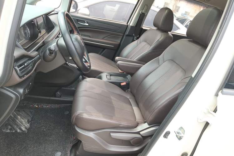 Used GAC Trumpchi M6 2019 270T Automatic Luxury Edition (7-seater) China V Standard