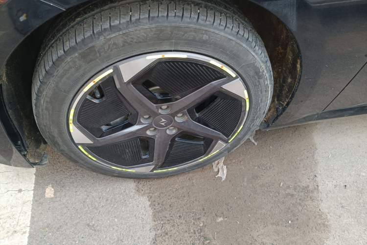 Used Dongfeng eπ eπ007 2024 530 Pro Version
