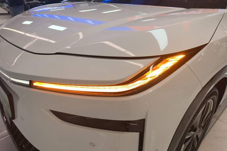 Used Toyota BZ 3X 2025 520 Pro+ LiDAR Edition Left Front Headlight