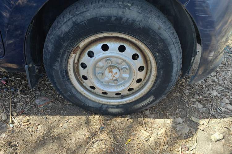 Used Wuling Rongguang V 2016 1.5L Practical Version
