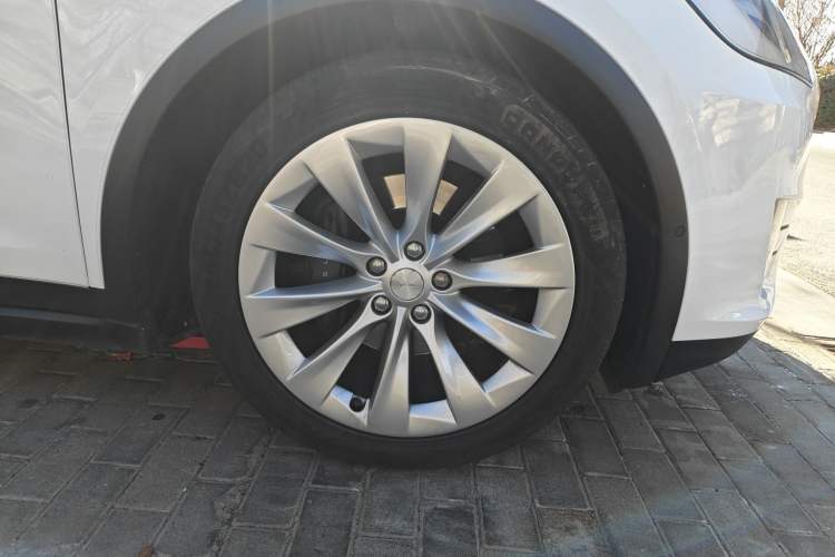 Used Tesla Model X 2016 X 75D
