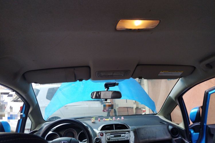 Used Honda Fit 2011 1.3L automatic comfort version