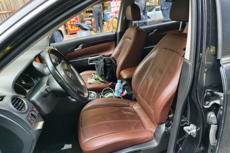 Used Opel Antara 2012 2.4L Two-Wheel-Drive Comfort Edition