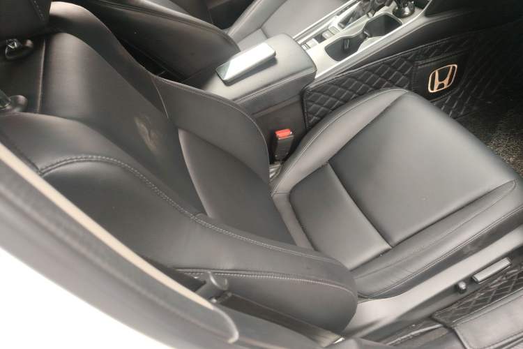 Used Honda Accord 2018 260TURBO Luxury Edition China VI Right Front Seat