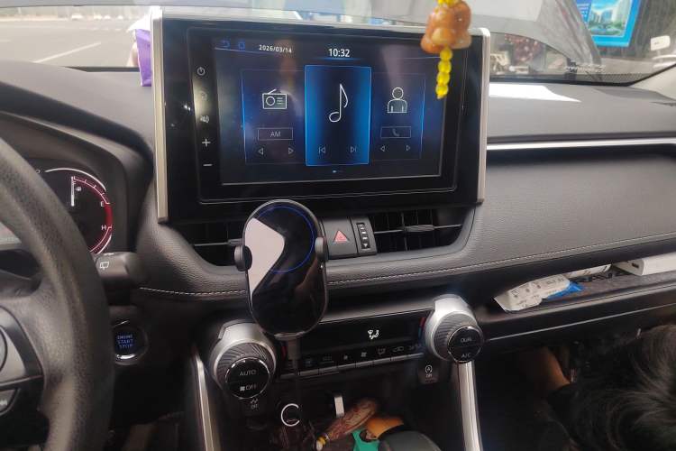 Used Toyota RAV4 2020 2.0L CVT 4x4 Trend Edition Audio And AC Panel