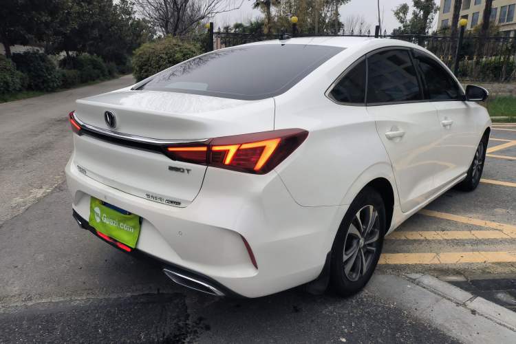 Used Changan Eado 2021 PLUS Blue Whale NE 1.4T GDI DCT Prestige Model
