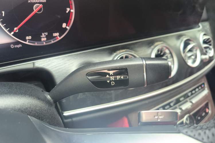 Used Mercedes-Benz E-Class 2016 E 200 L Sport Edition
