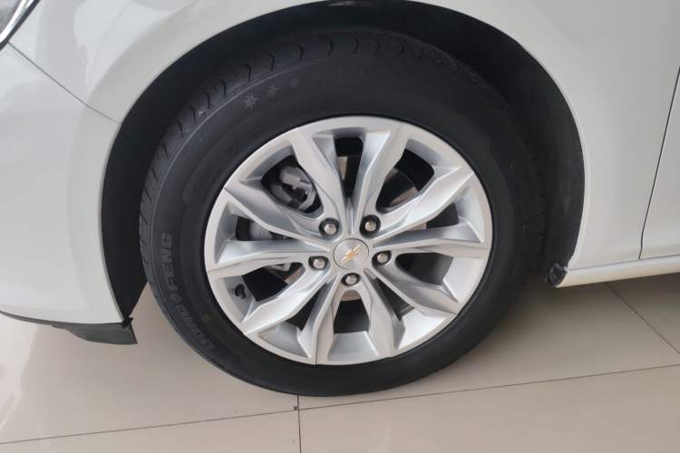 Used Chevrolet Malibu XL 2021 535T Automatic Sport Edition Left Front Wheel Hub