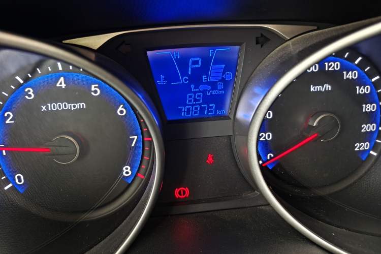 Used Hyundai ix35 2015 2.0L Automatic 2WD Smart Type China IV