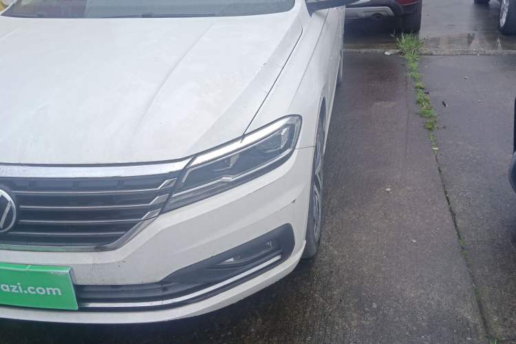 Used Volkswagen Lavida 2021 1.5L Automatic Comfort Edition Left Front Headlight