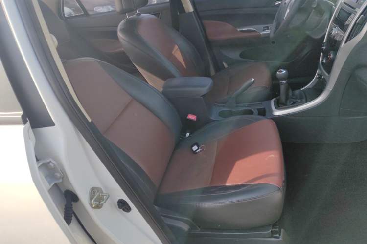 Used BYD F3 2015 Energy-Efficient Model 1.5L Manual Comfort Edition
