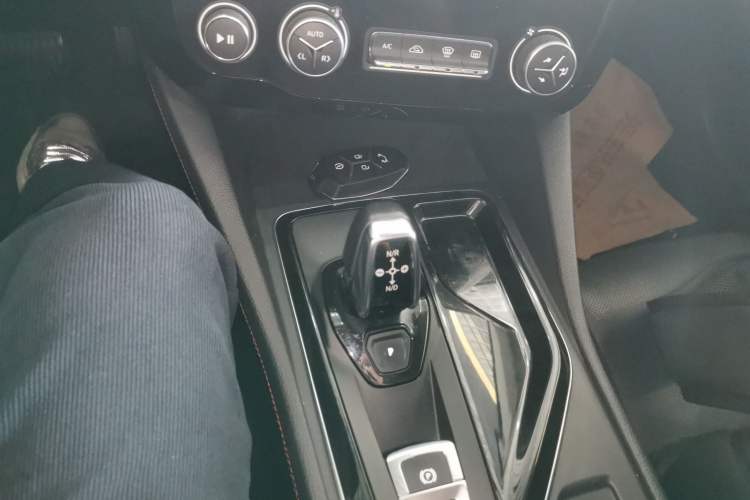 Used Lynk & Co 02 2018 1.5T DCT Two-Wheel Drive Pro Version China V Emission Standard