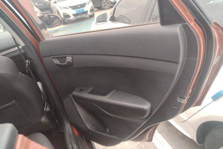 Used Kia KX3 2017 1.6L Automatic Aoya Version
