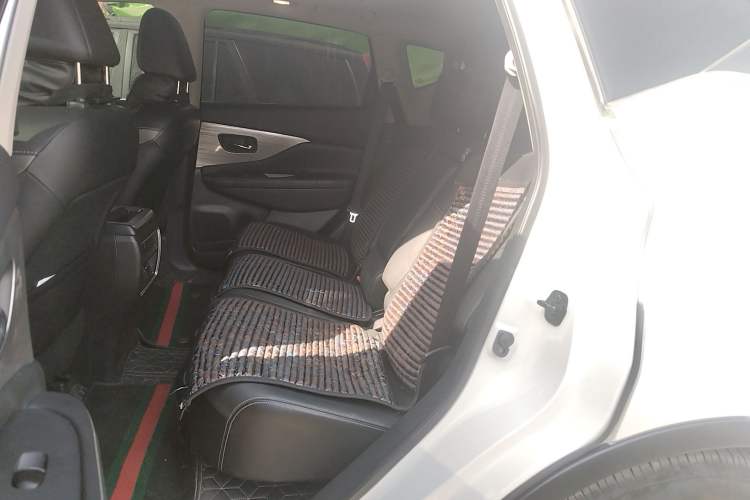 Used Nissan Murano 2021 2.5L XL Two-Wheel Drive Smart Connect Luxury Edition
