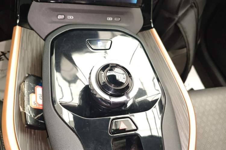 Used Toyota bZ3 2023 616 km Long-Range Premium
