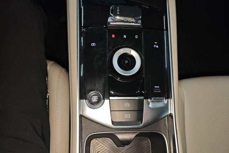 Used Kia Sportage (Chinese Domestic Model) 2023 1.5T Two-Wheel Drive Prestige Edition Gear Lever