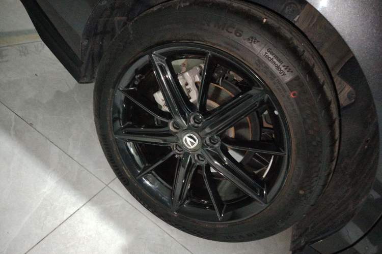 Used Changan UNI-V 2022 1.5T Prestige Version