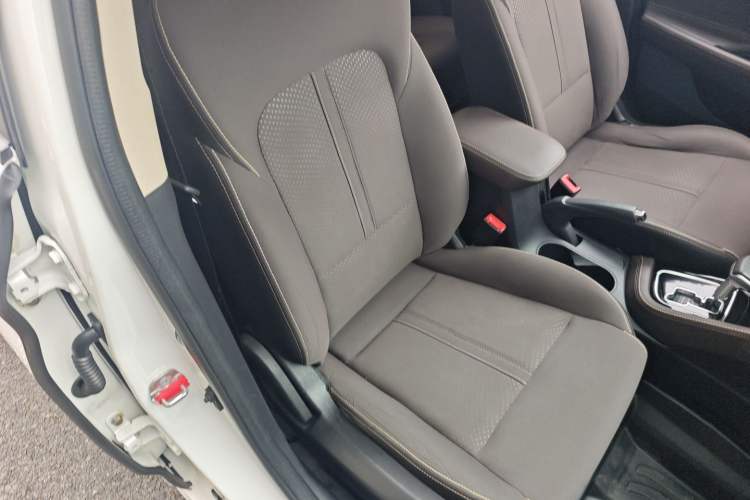 Used CHANGAN Eado DT 2018 1.6L Automatic Enjoyment Model Right Front Seat