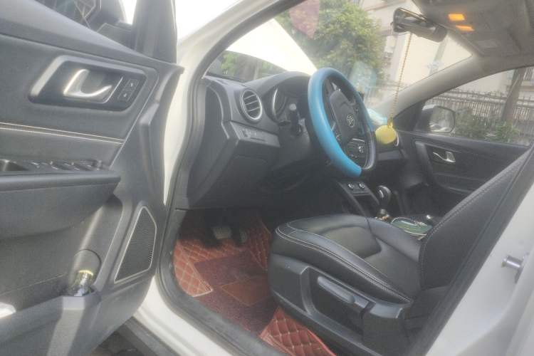 Used Bestune X40 2018 Internet Celebrity Edition 1.6L Automatic Luxury Version