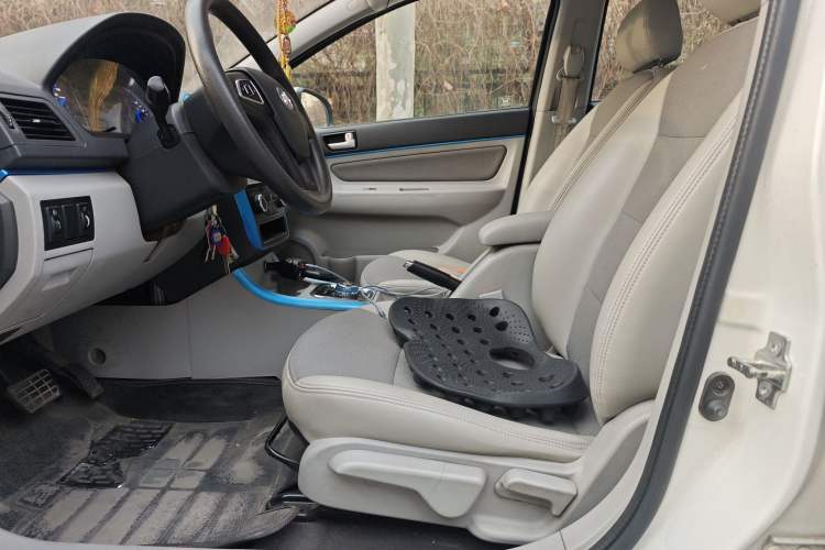 Used BAIC New Energy EV 2015 EV200 Light Edition
