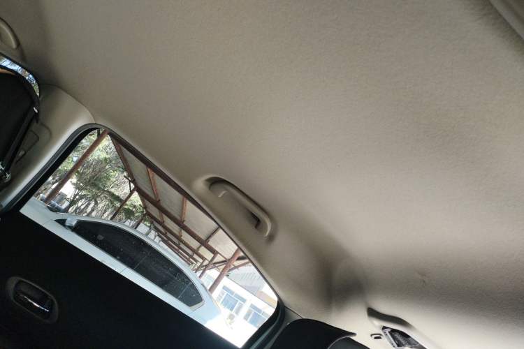 Used Honda Vezel 2017 1.5L CVT 2WD Comfort Model Headliner