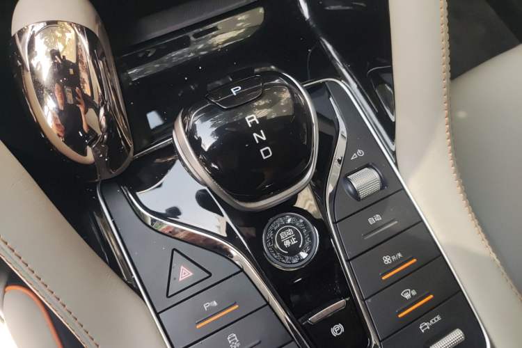 Used BYD Song PLUS New Energy 2021 EV Deluxe Model Gear Lever