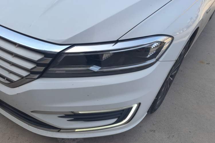 Used Volkswagen Lavida Pure Electric 2019 Enjoyment Edition Left Front Headlight