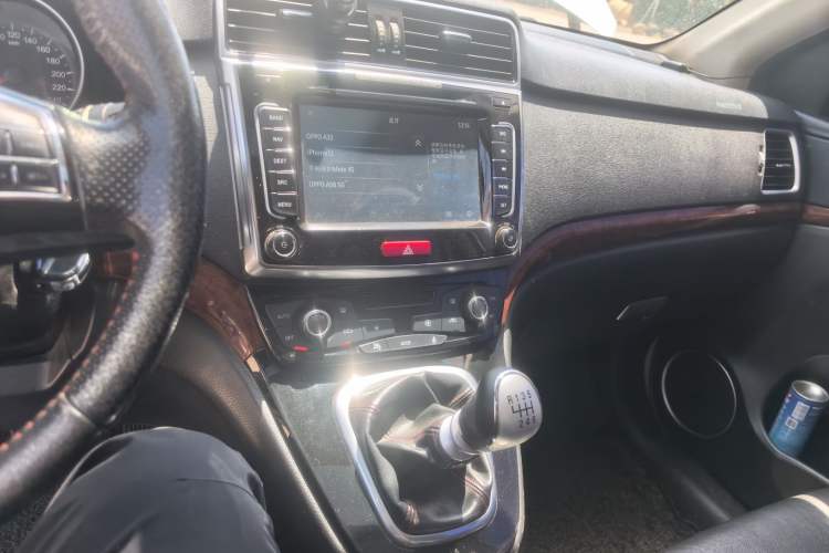 Used Haval H6 2014 Sport Version 1.5T Manual Two-Wheel Drive Elite Edition Audio And AC Panel